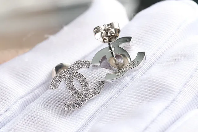 Chanel CC Logo Pavé Crystal Stud Earrings 8