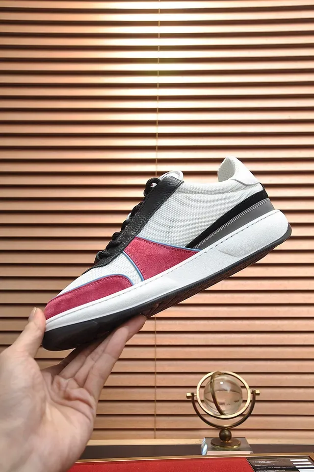 Chanel Color-Blocked Logo Low-Top Lifestyle Sneakers 6