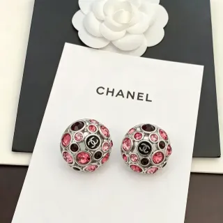 Chanel 水晶球镶钻粉红红色球形铺嵌互锁CC标志中心耳环