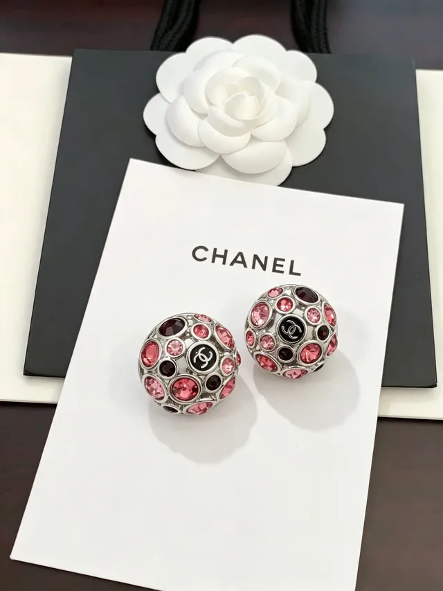 Chanel Crystal Ball Stud Pink Red Spherical Pavé Interlocking CC Logo Center Earrings 8