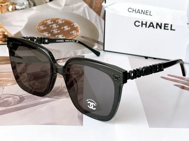 Chanel 灰银方形醋酸纤维镜框水晶镶嵌太阳镜腿 7
