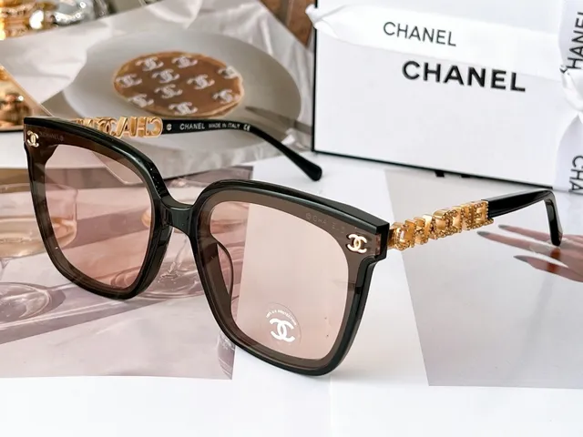 Chanel 灰银方形醋酸纤维镜框水晶镶嵌太阳镜腿 8