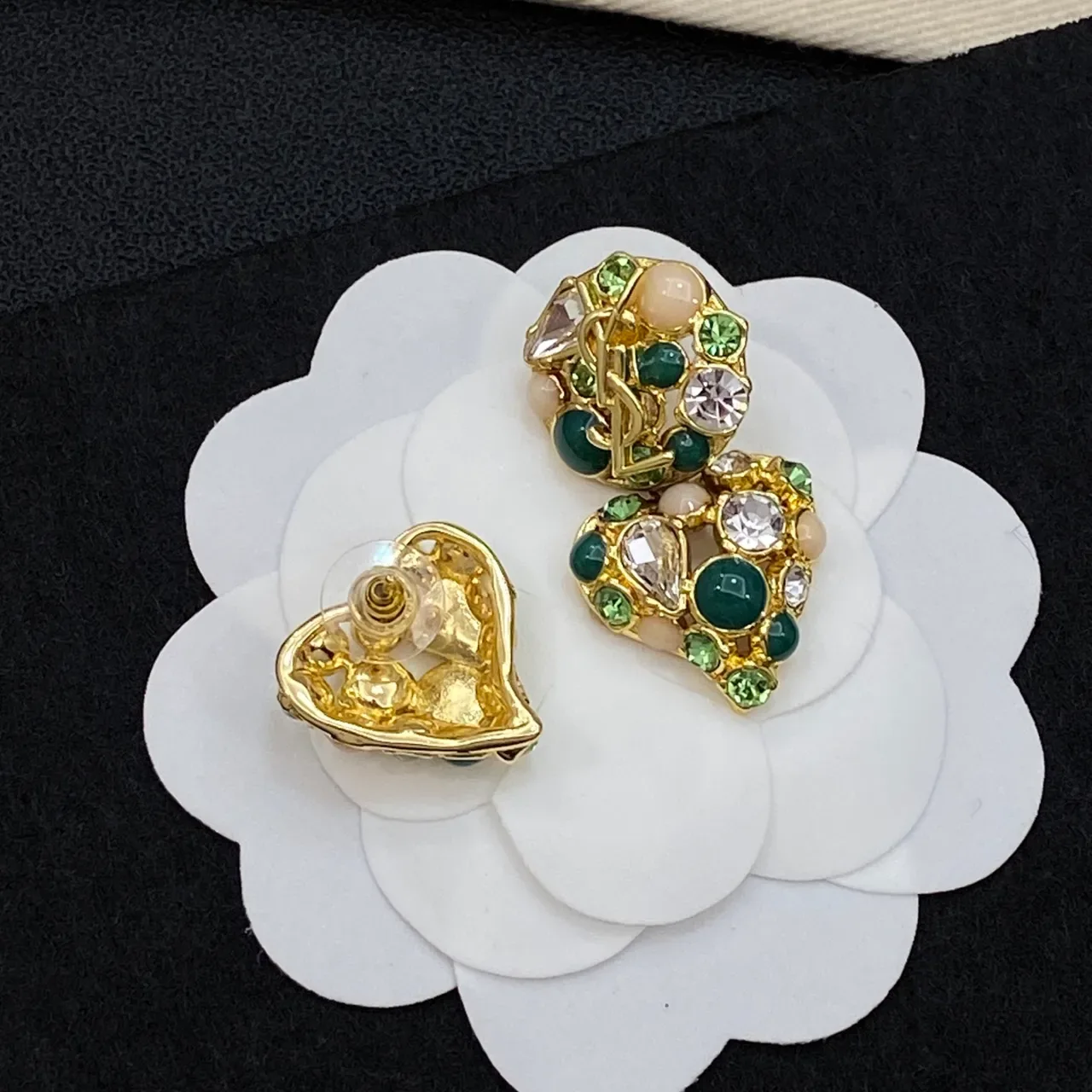 Chanel Green Gold Heart-Shaped Cluster-Set Earrings 4