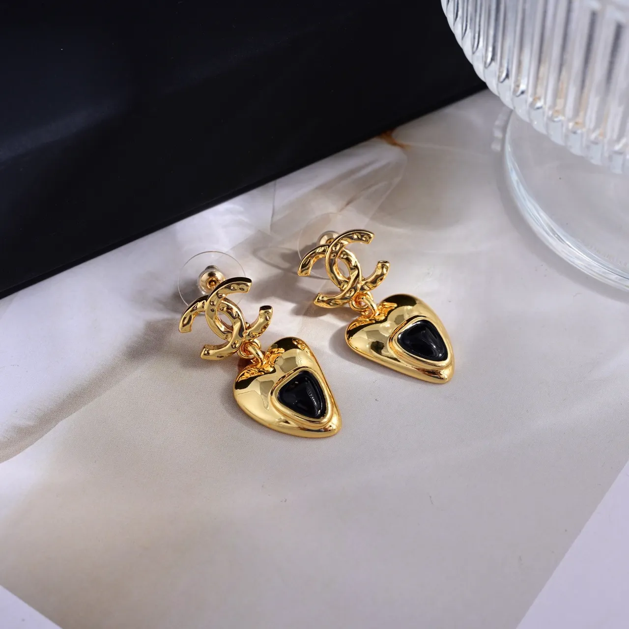 Chanel Heart Pendant Gold Black Curb Chain Necklace 4