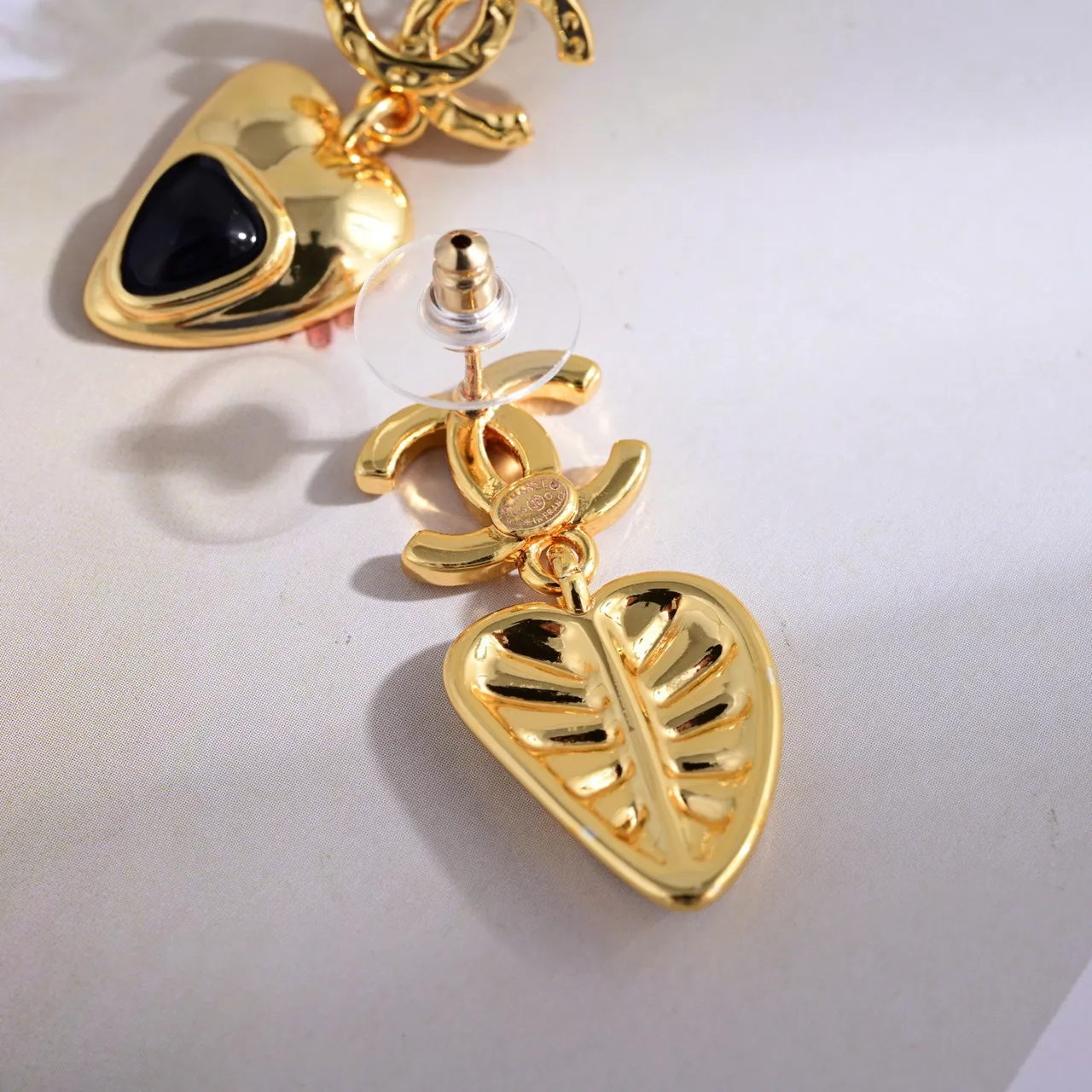 Chanel Heart Pendant Gold Black Curb Chain Necklace 8