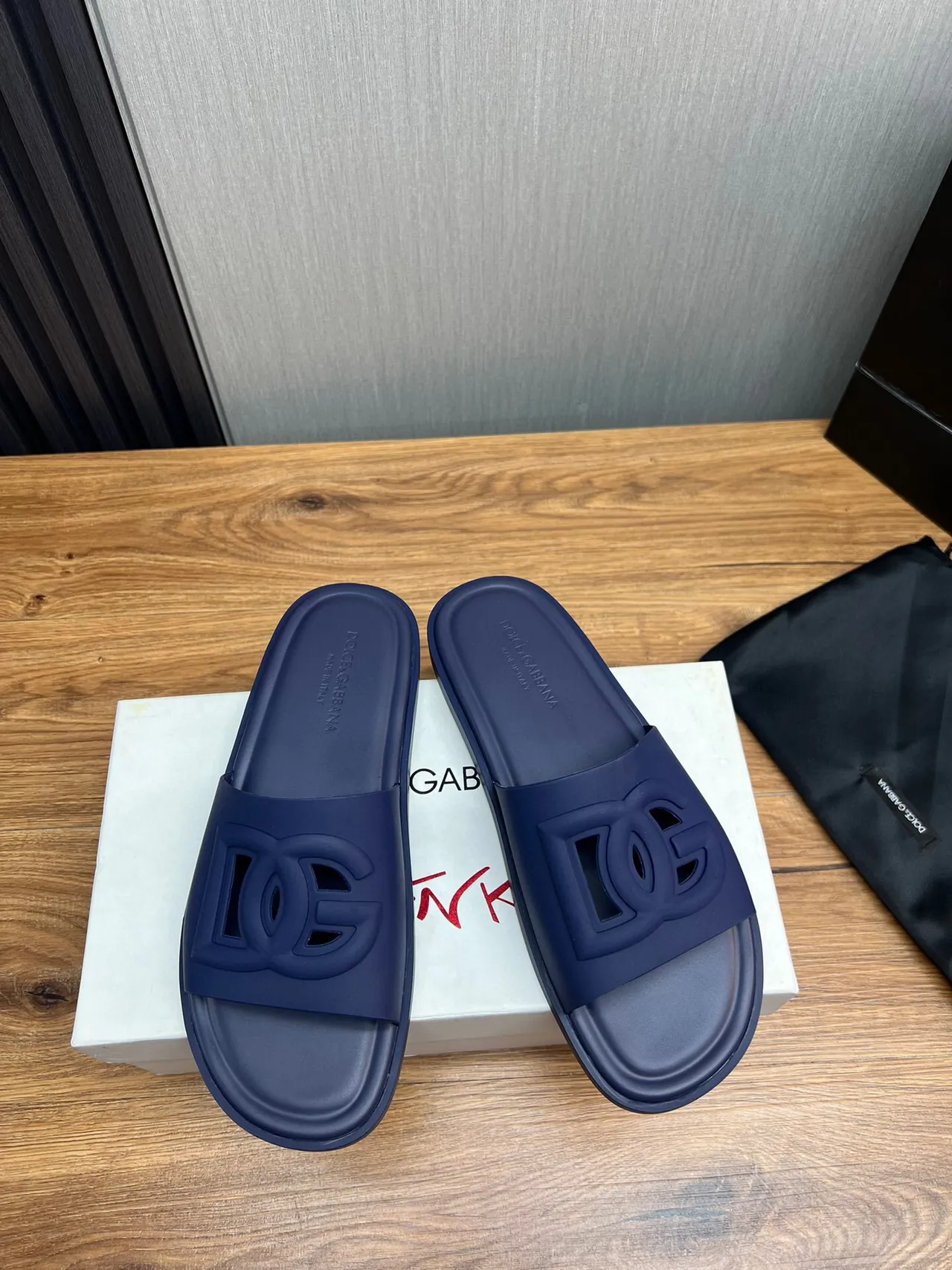 Chanel Navy Molded Rubber Logo-Cutout Strap Slippers 2