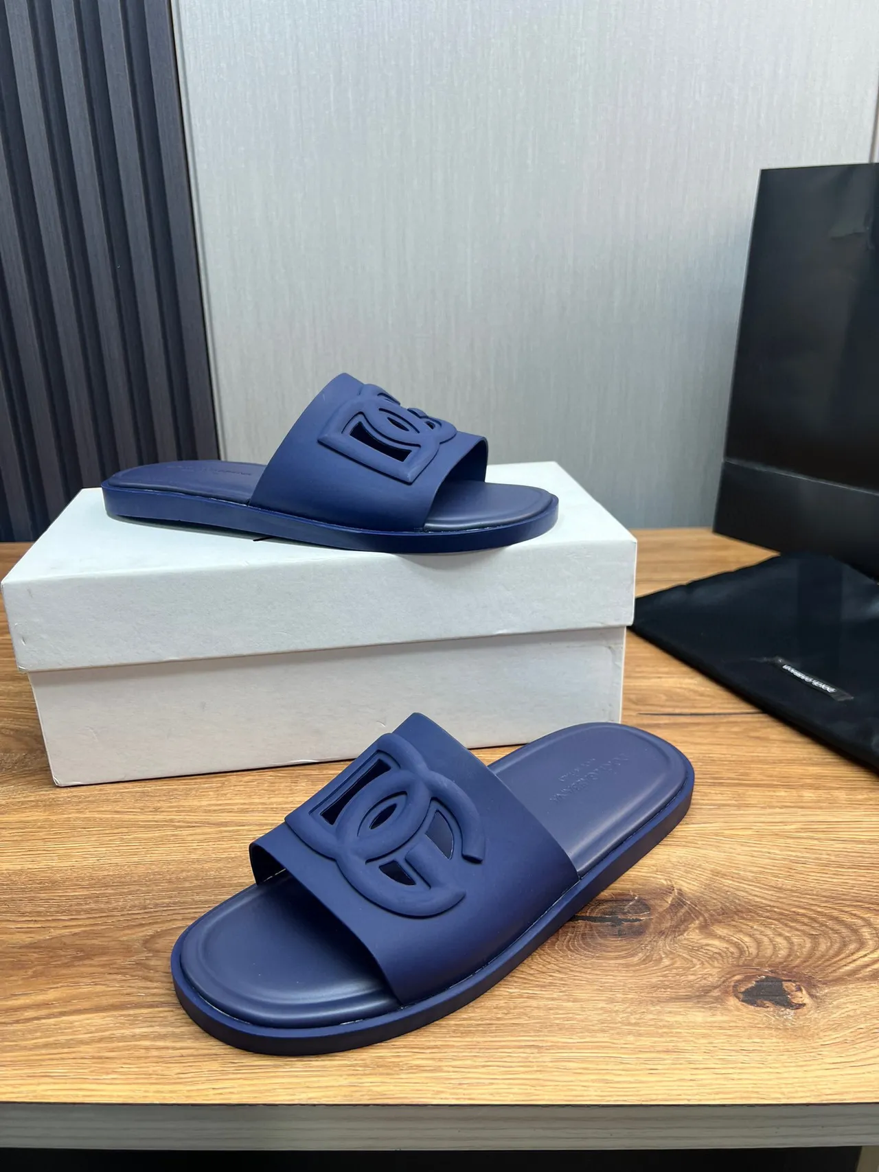 Chanel Navy Molded Rubber Logo-Cutout Strap Slippers 4