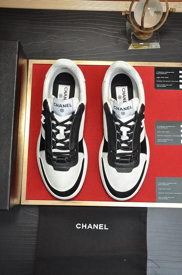 Chanel Panelled Logo Low-Top Lifestyle Sneakers 9