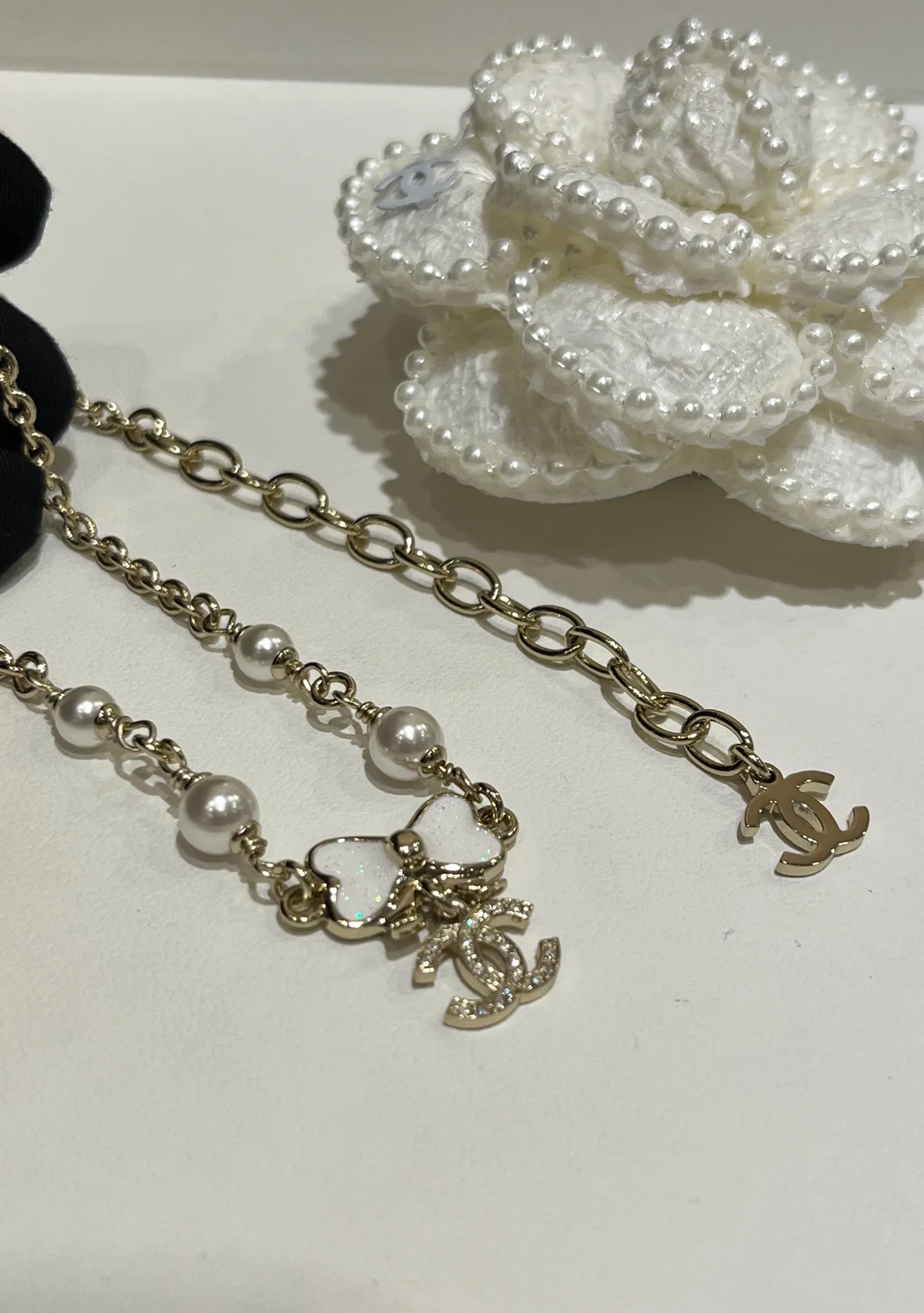 Chanel Pearl and Bow Charm Gold-Tone Bracelet 8