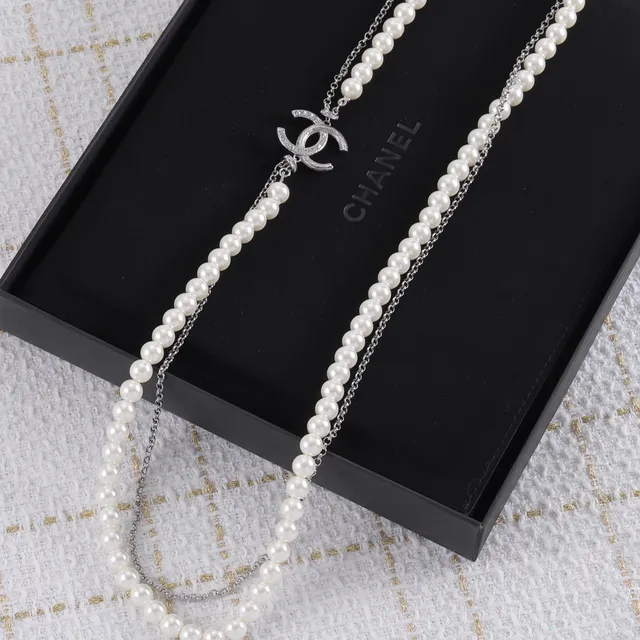 Chanel Pearl and Chain CC Logo Double-Strand Necklace 3