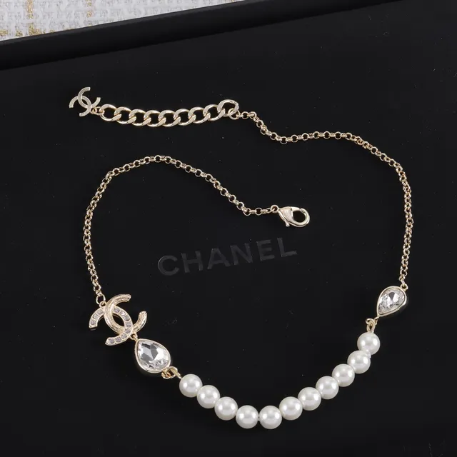 Chanel Pearl and Crystal Waist Chain Fashion Belt Bag 5