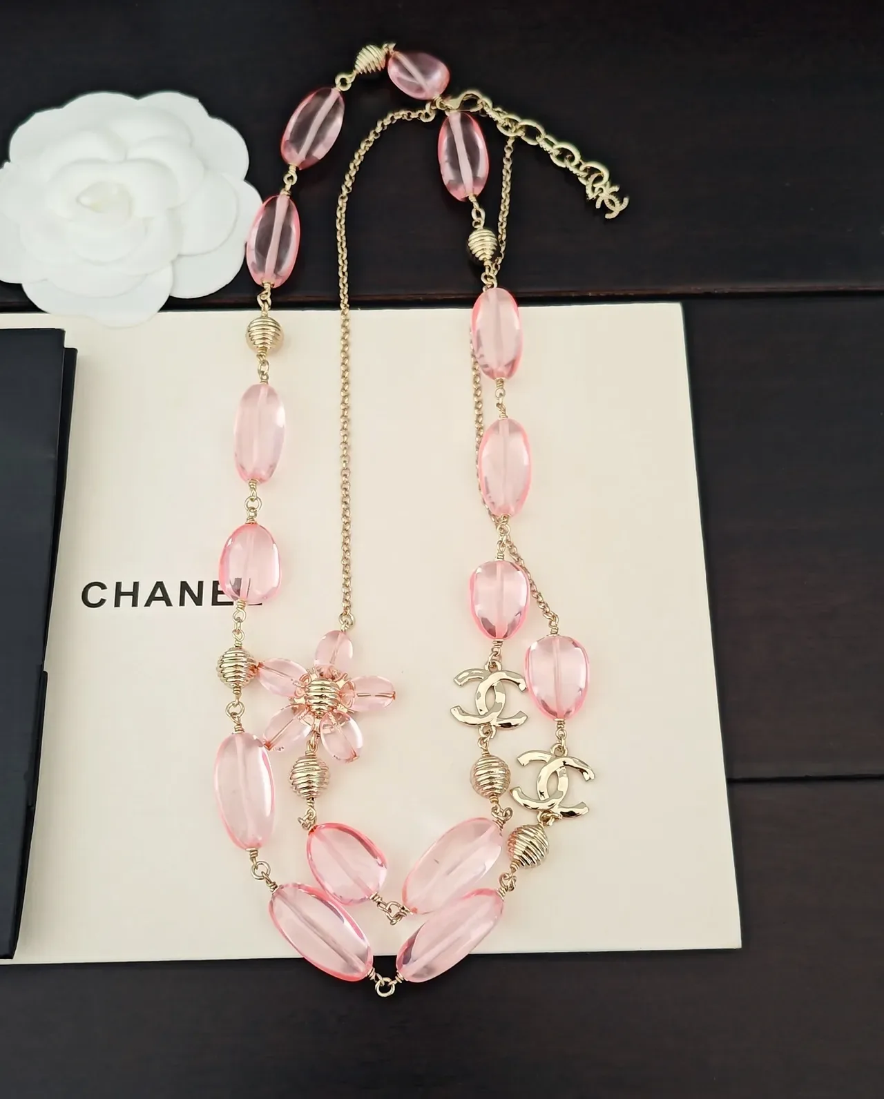 Chanel Collier Pendentif Floral de Perles Beads en Or Rose 5