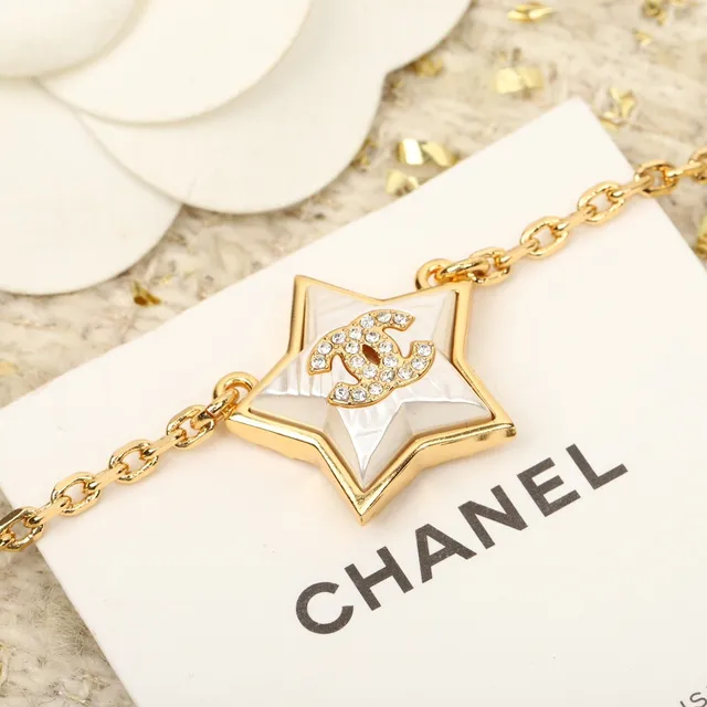 Chanel Star Pendant Gold-Tone Necklace 4