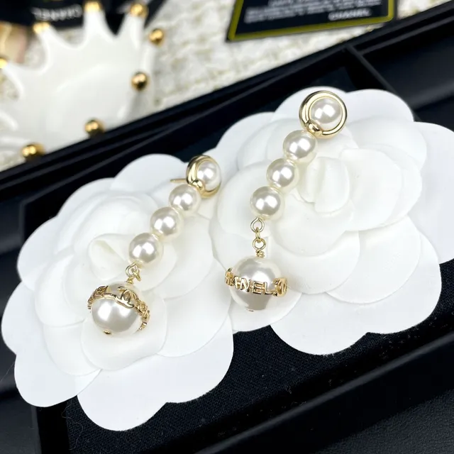 Chanel White Gold Multi-Pearl Drop Hardware Earrings 6