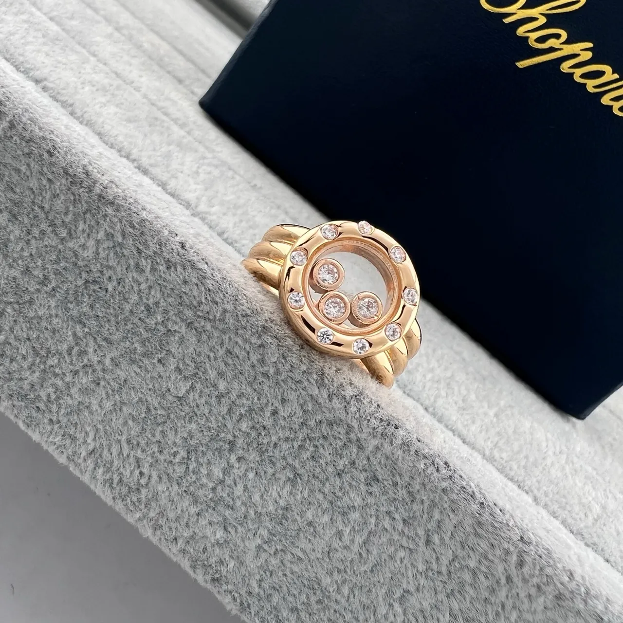 Chopard Gold Silver Rotating Open-Circle Motif Pavé Diamond Bezel Ring 2