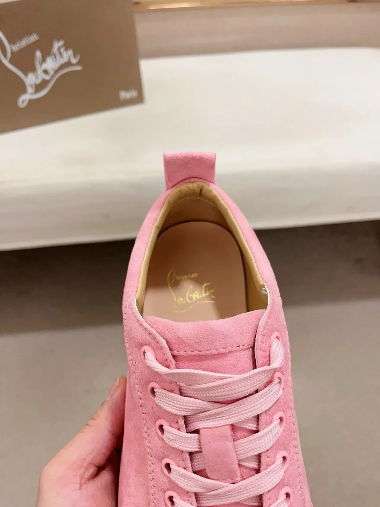 Christian Louboutin Spiky Sneaker daim rose lifestyle sneaker 6