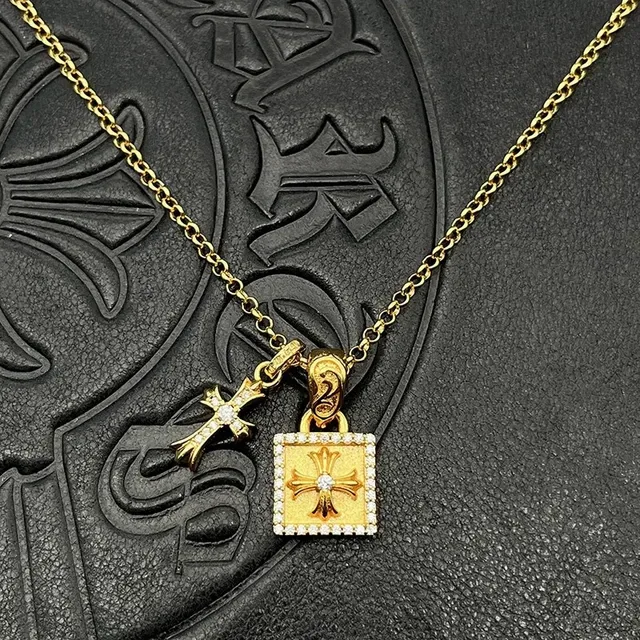 Chrome Hearts Croix et Pavé Carré Double Pendentif 8