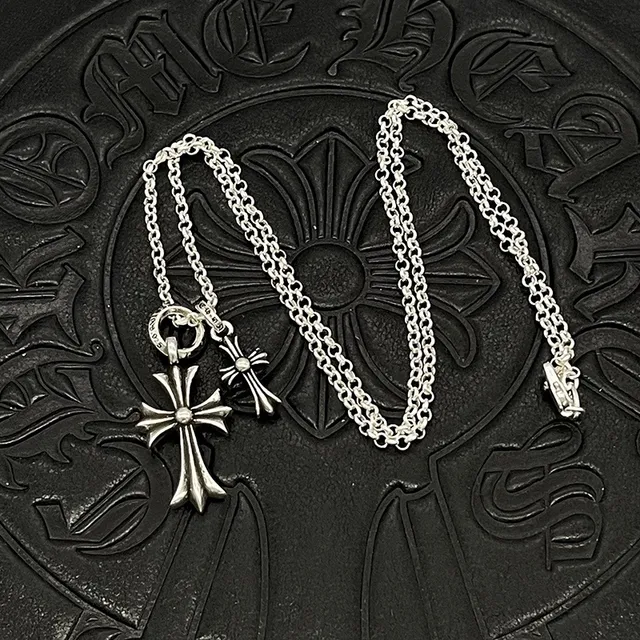 Chrome Hearts collier pendentif croix chaîne à billes en ton argent 4