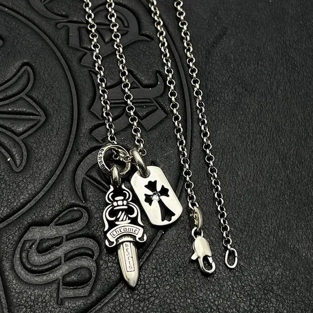 Chrome Hearts Collier Double Pendentif Dog Tag et Dague 5