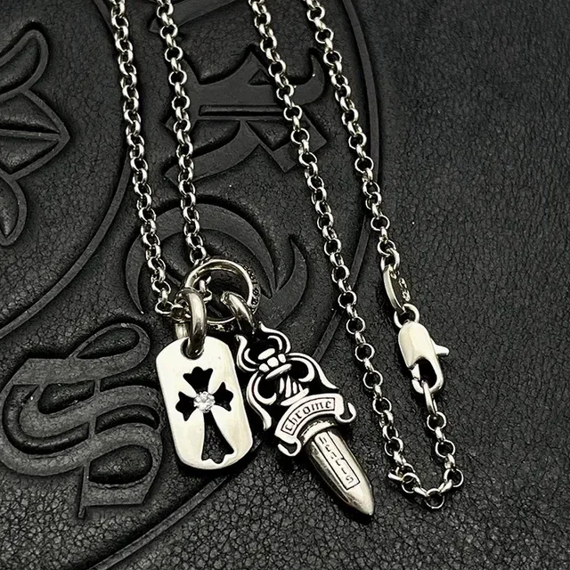 Chrome Hearts Collier Double Pendentif Dog Tag et Dague 6