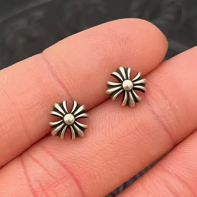 Chrome Hearts Boucles d'oreilles florales et croix 7