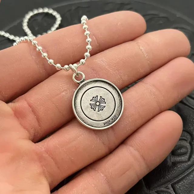 Chrome Hearts Colar Floral Círculo Prata Preto Pendente Circular Corrente de Bolas 4