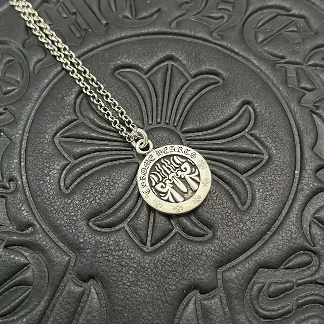 Chrome Hearts Colar Floral Círculo Prata Preto Pendente Circular Corrente de Bolas 7