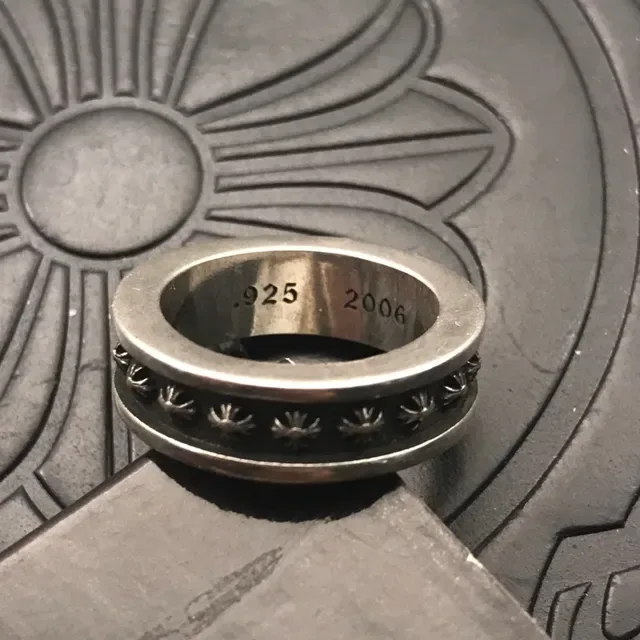 Chrome Hearts Silver Black Rotating Band Spiked Cross Motifs Ring 6