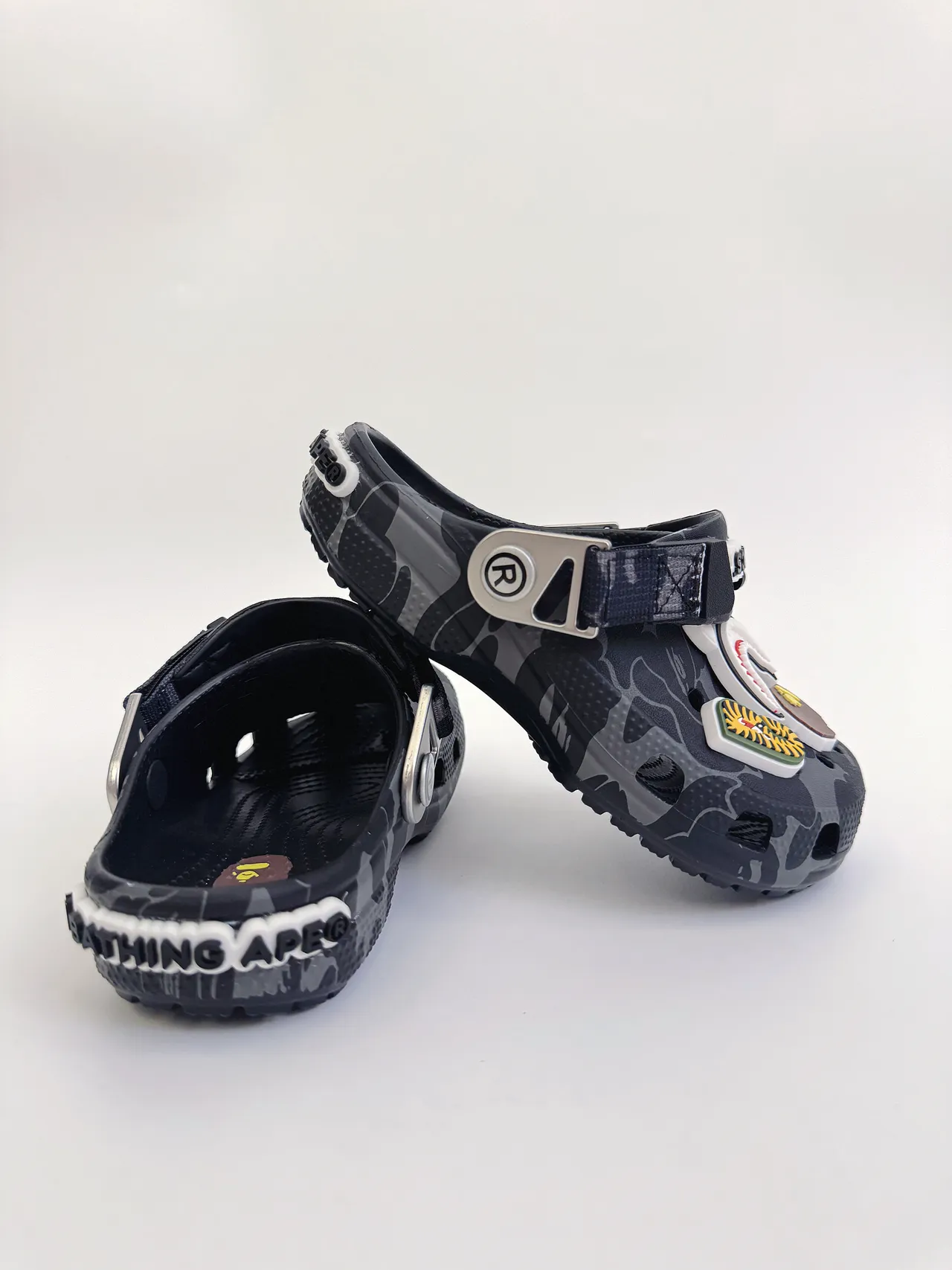 Crocs Classic Clog Black Gray Camo Kids Clogs 8