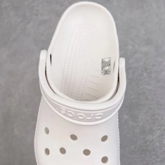 Crocs Classic Clog White Molded Foam Clog 5