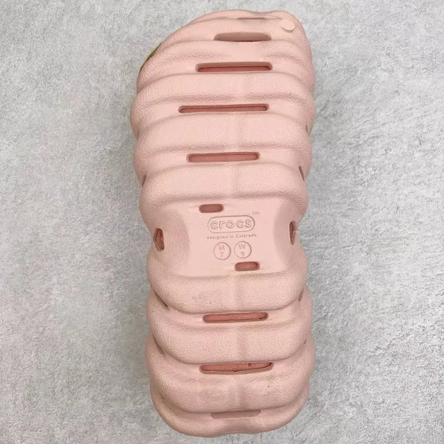 Crocs Echo Clog Pale Pink Molded Foam Clog 2