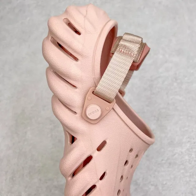 Crocs Echo Clog Pale Pink Molded Foam Clog 5