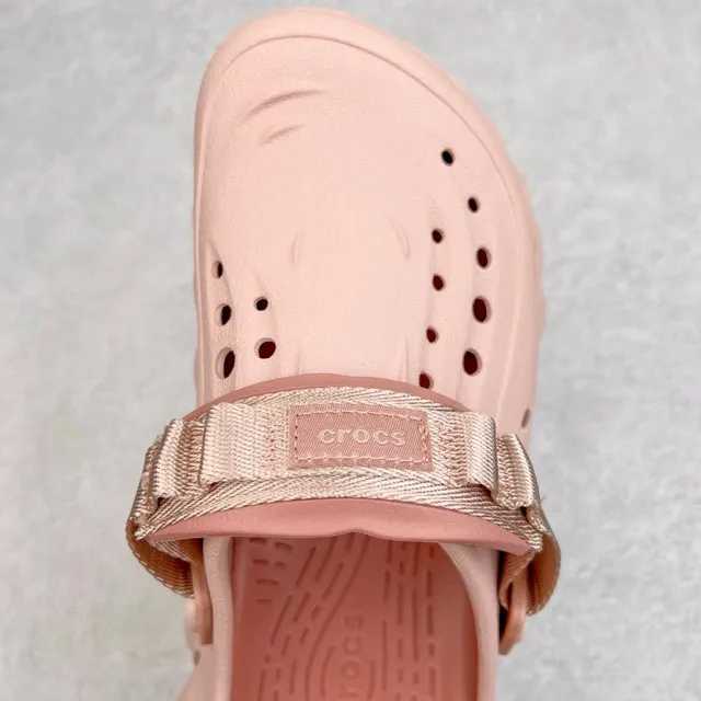 Crocs Echo Clog Pale Pink Molded Foam Clog 7