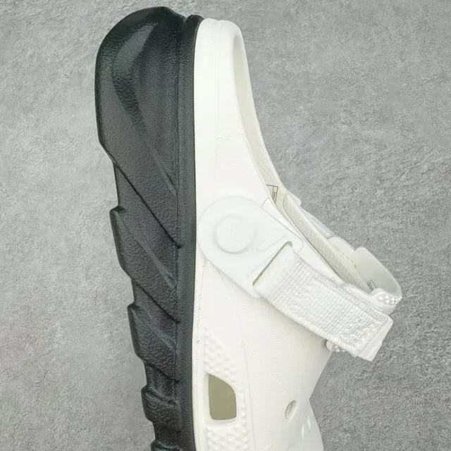 Crocs Echo Clog White and Black Clogs 5