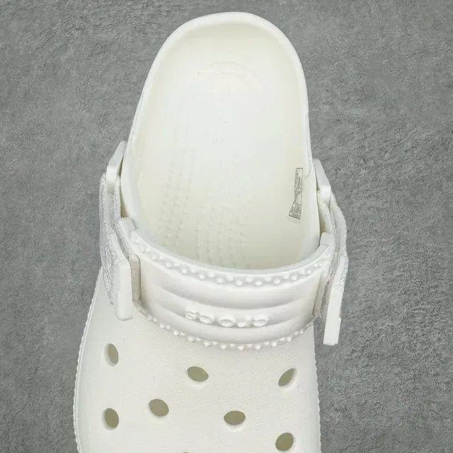 Crocs Echo Clog White and Black Clogs 6