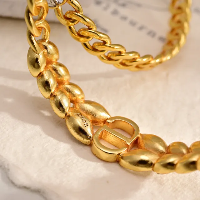 Dior 30 Montaigne Prestige Gold Silver Chain-Link Hoop Marquise-Cut Crystals Earrings 3