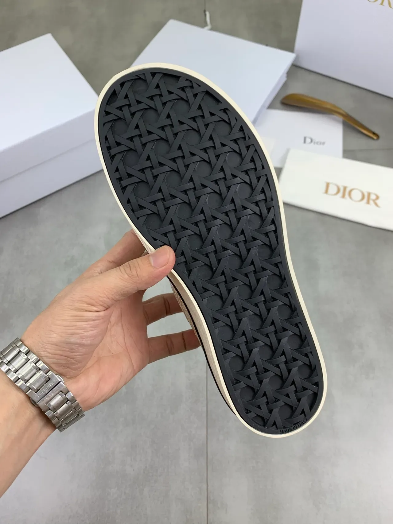 Dior B23 Beige Black Jacquard Oblique Pattern Script Logo Embroidery Lifestyle Sneakers 3