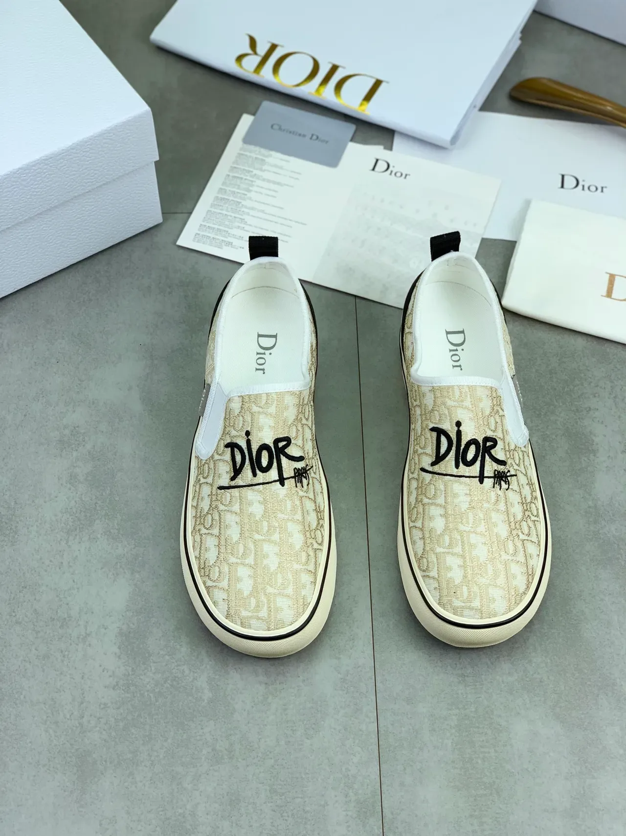 Dior B23 Beige Black Jacquard Oblique Pattern Script Logo Embroidery Lifestyle Sneakers 4