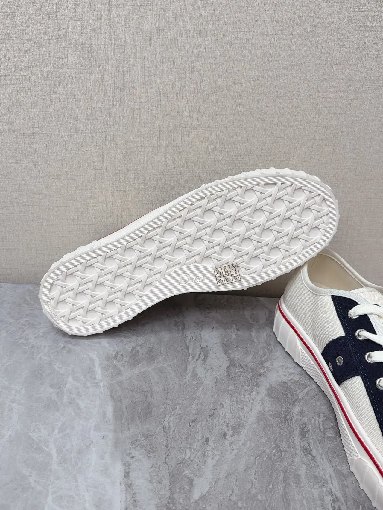 Dior B23 Beige Navy Canvas Upper Cross-Stripe Panel Lifestyle Sneakers 2