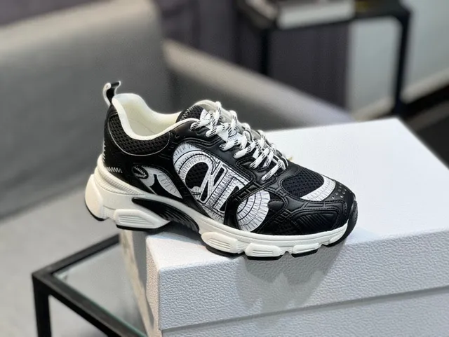 Dior B23 Black and White Graphic Chunky Sneakers 9