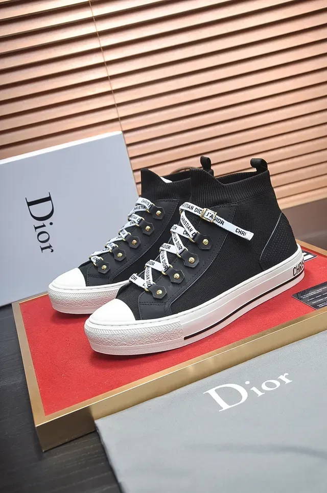 Dior B23 Black and White High-Top Lifestyle Sneakers 4