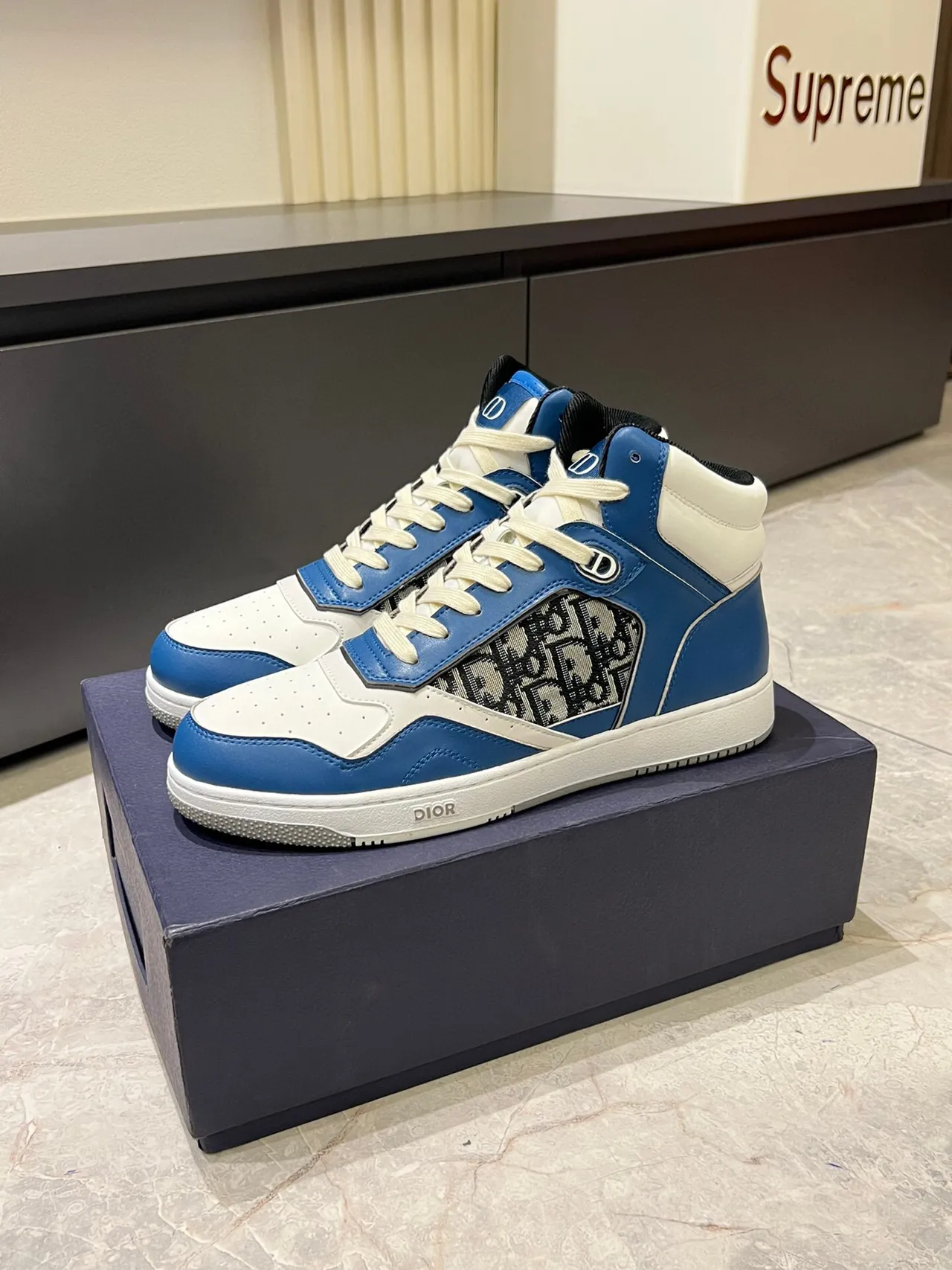Dior B23 Blue and White Monogram High-Top Lifestyle Sneakers 4