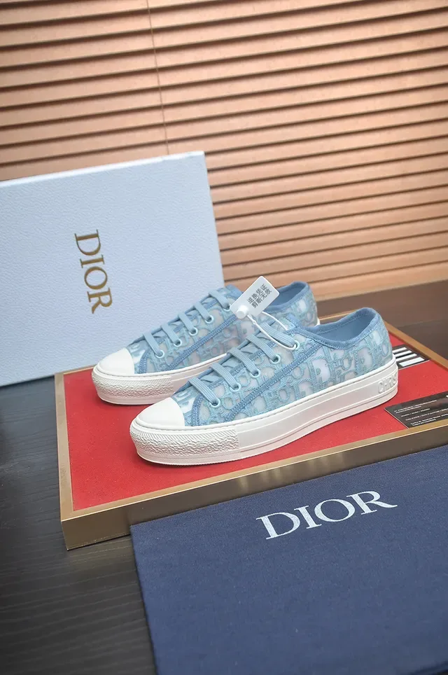 Dior B23 Light Blue Monogram Platform Lifestyle Sneakers 4