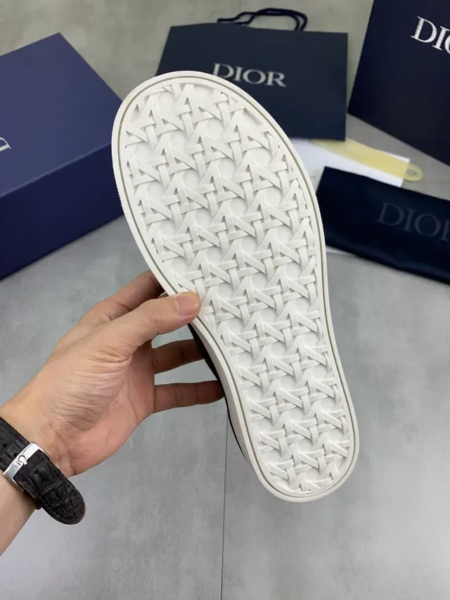 Dior B23 Monogram Script Slip-On Lifestyle Sneakers 3