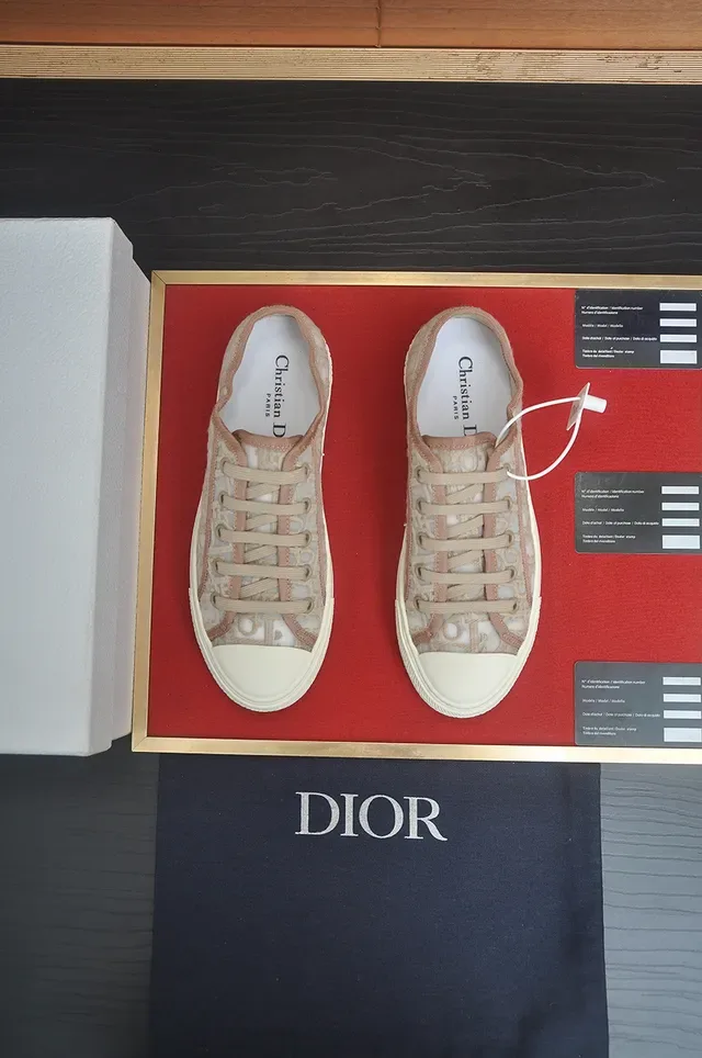 Dior B23 Oblique Monogram Beige and White Lifestyle Sneakers 5