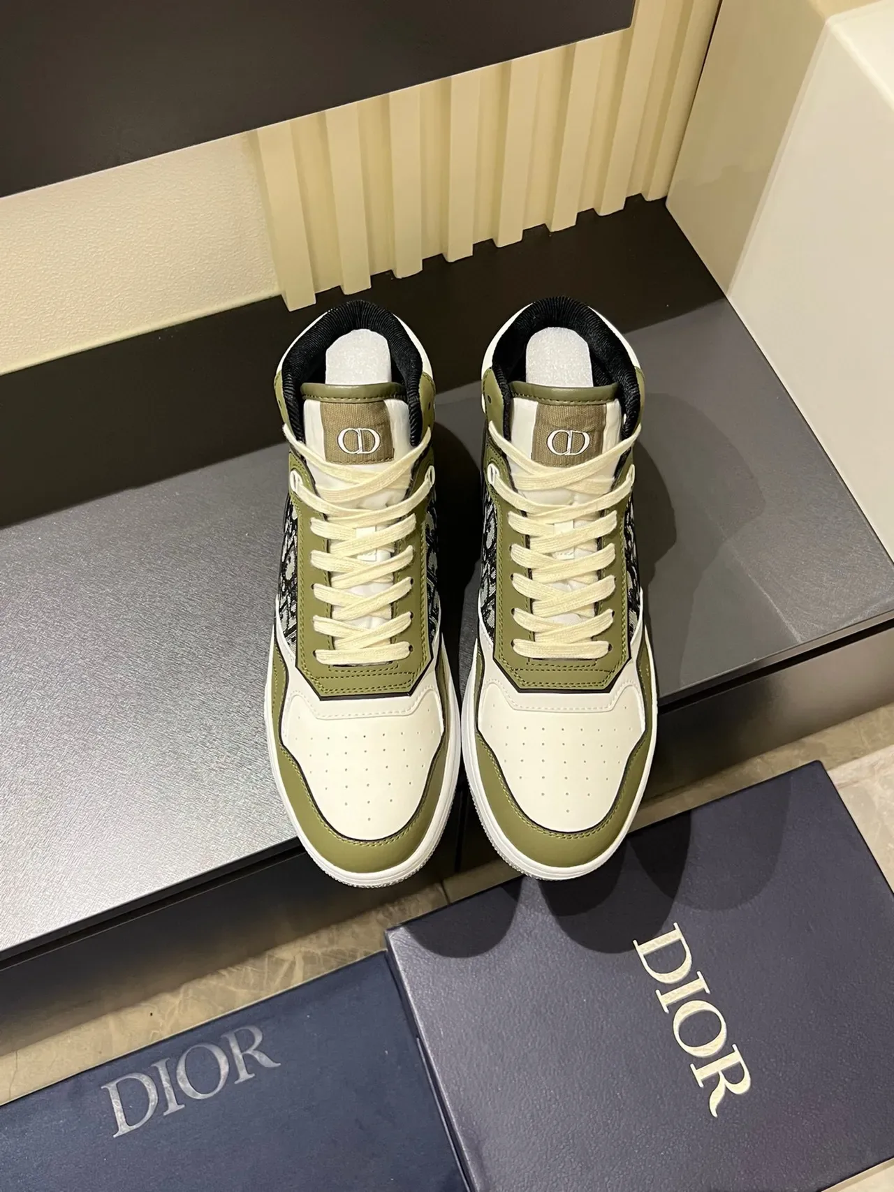 Dior B23 Olive Green and White Monogram High-Top Lifestyle Sneakers 2