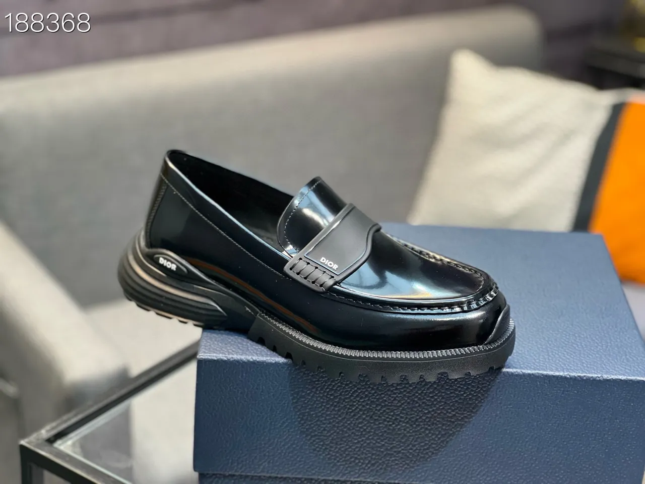 Dior B27 Mocassin Cuir Patenté Noir Semelle à Crampons Épaisses 5