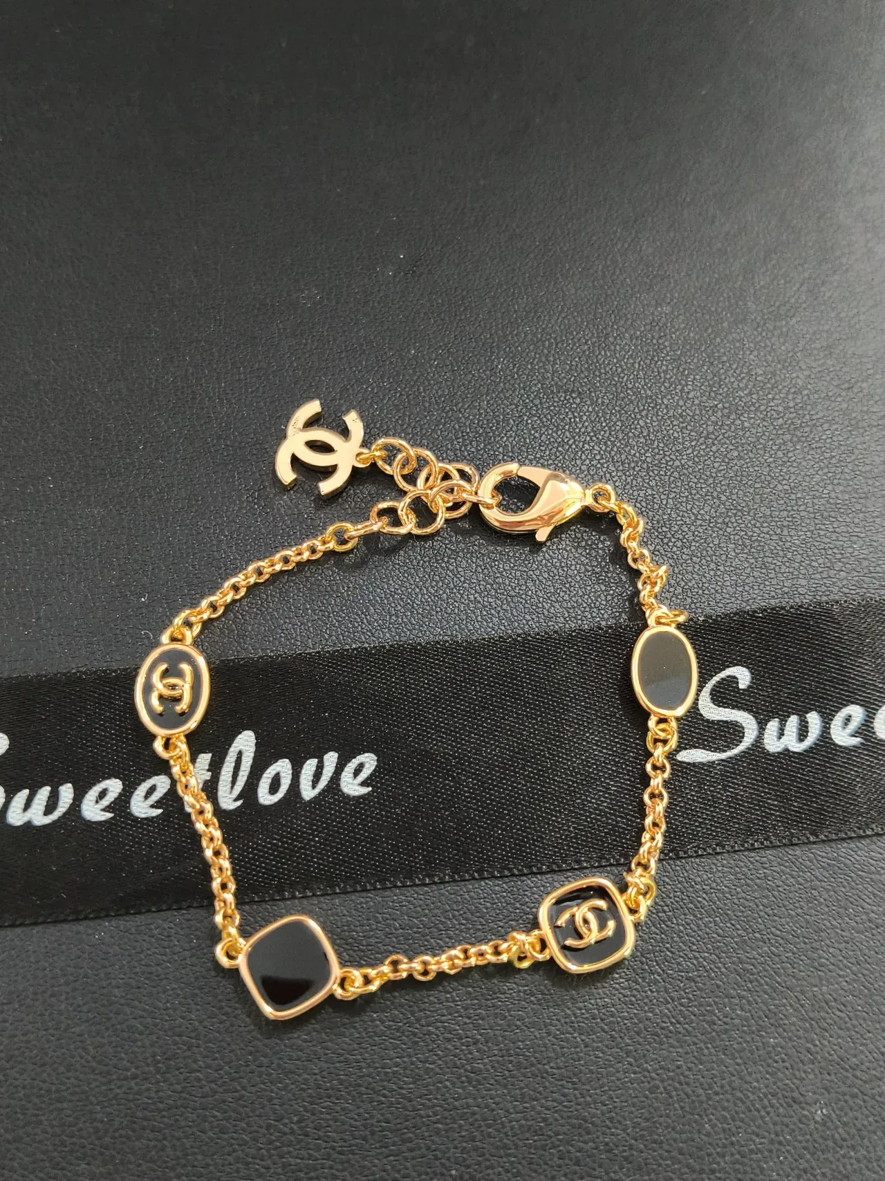 Dior Beige Gold Pearl Strand Hardware Bracelet 5