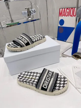 Dior Black White Houndstooth Print Woven Oblique Strap Slippers 6