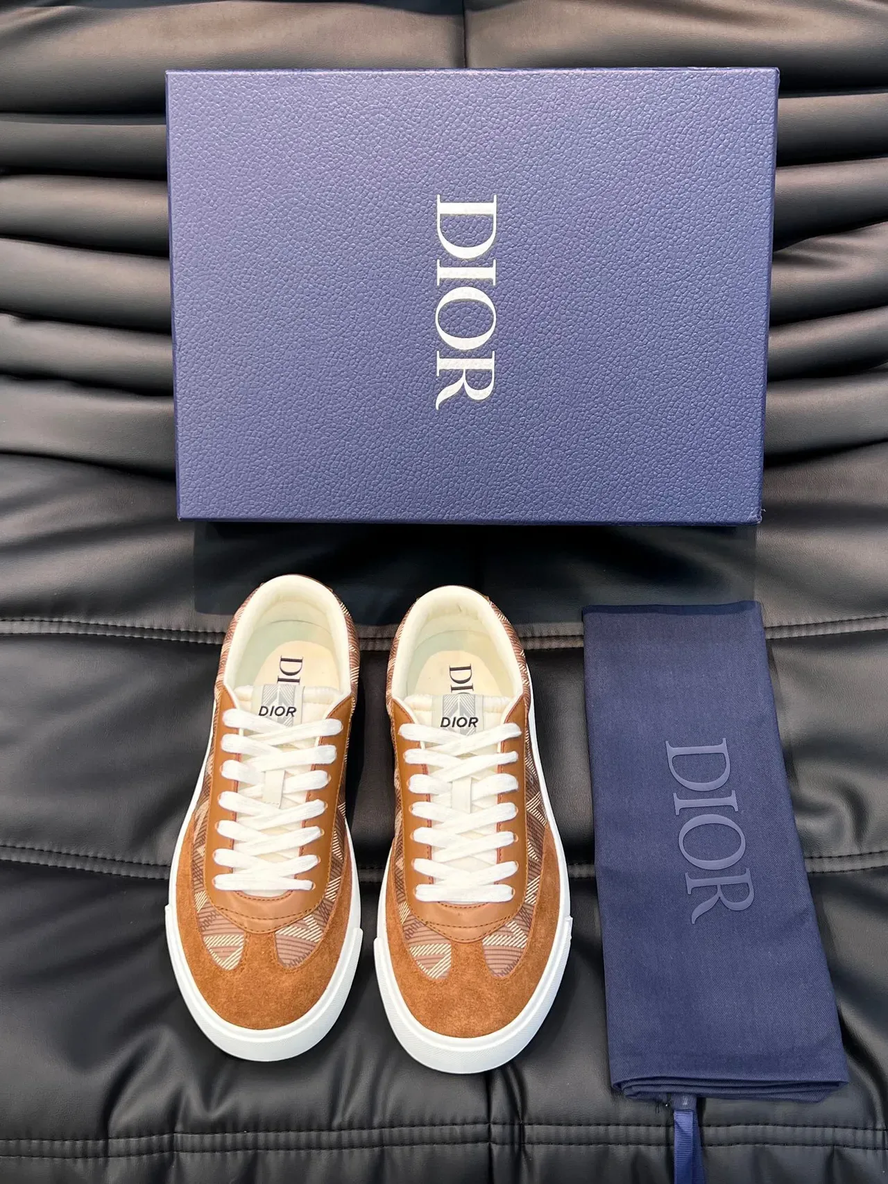 Dior Chaussures Lifestyle en Daim et Textile Imprimé Marron Beige Basse 3